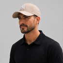 Boné New Era Yankees Bege com Branco